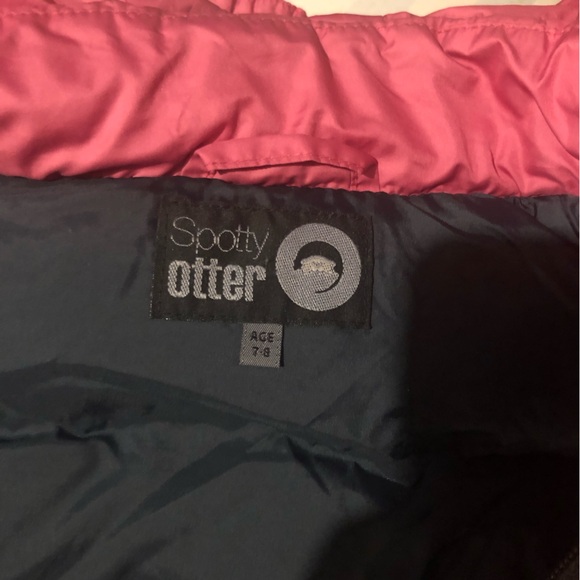 Girl’s down jacket - Picture 3 of 4